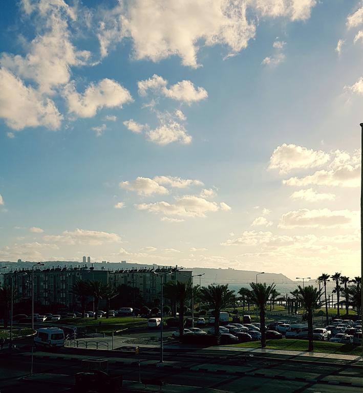 Sea View Apartment Haifa Esterno foto